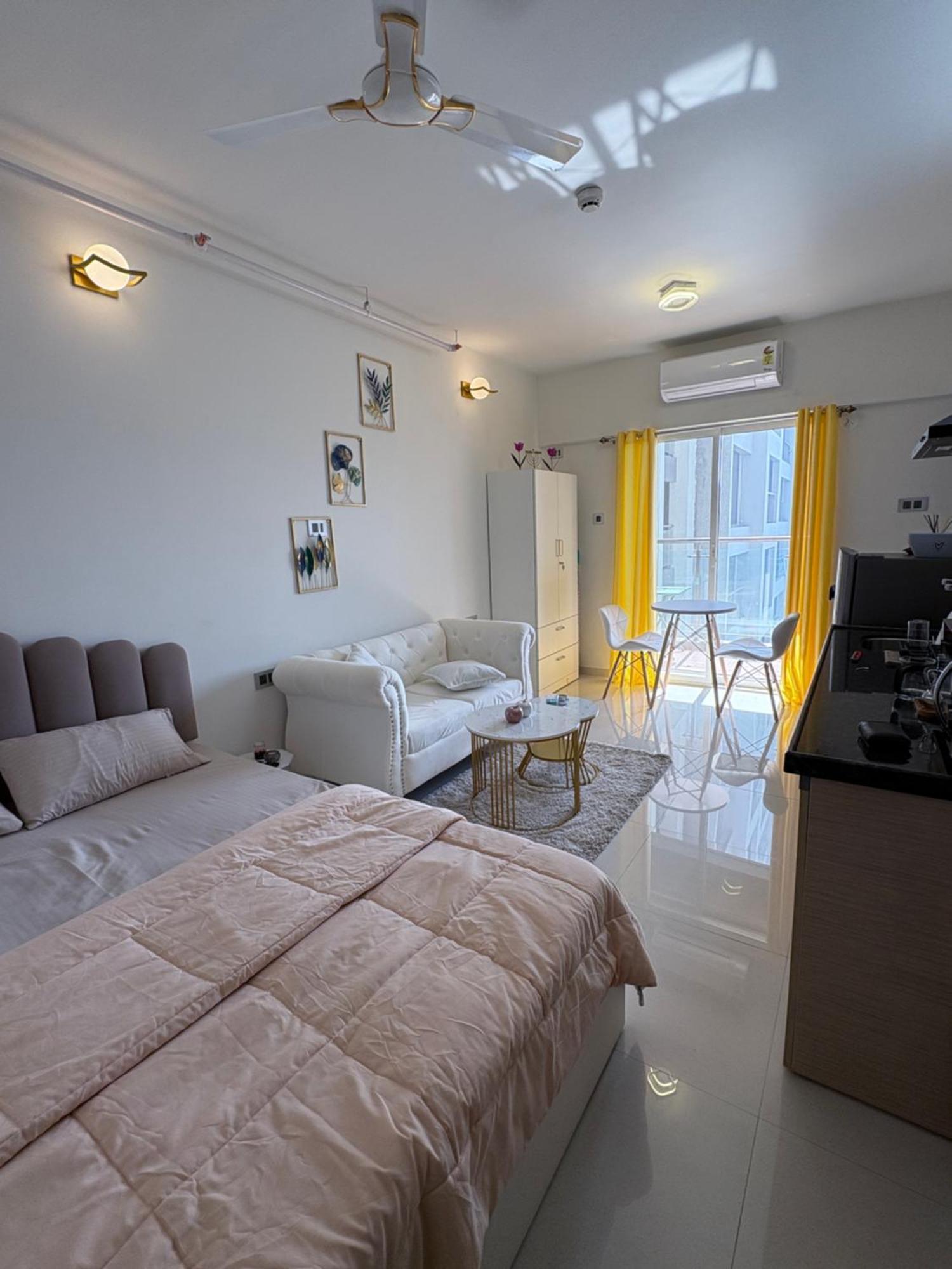 Apartment Elegant Escape , The Complete Pune